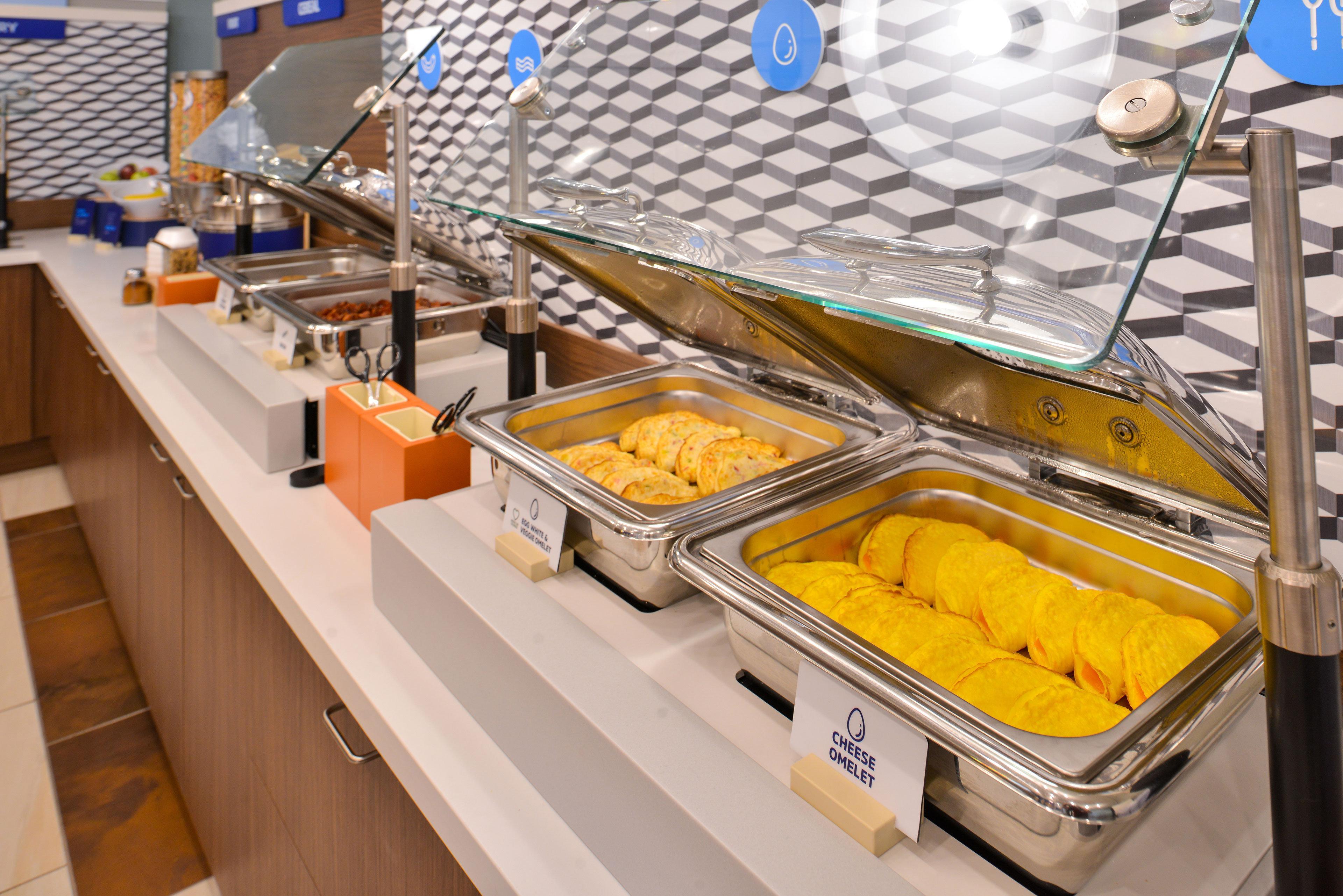 Holiday Inn Express & Suites Emporia Northwest By Ihg Экстерьер фото